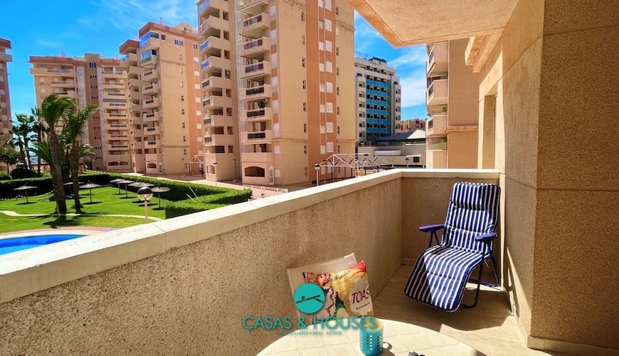 1 chambre Appartement à vendre à La Manga del Mar Menor avec piscine - 130 000 € (Ref: 9588061)