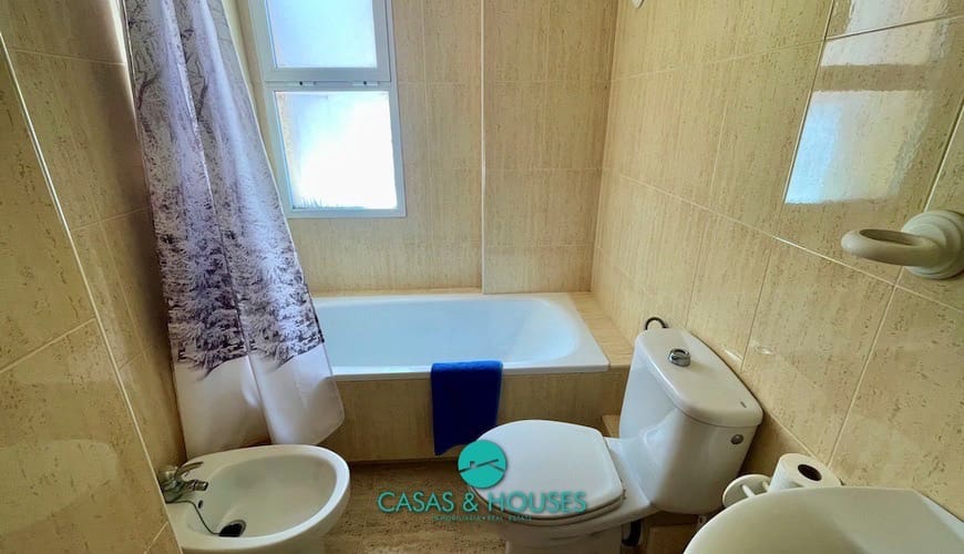 1 chambre Appartement à vendre à La Manga del Mar Menor avec piscine - 130 000 € (Ref: 9588061)