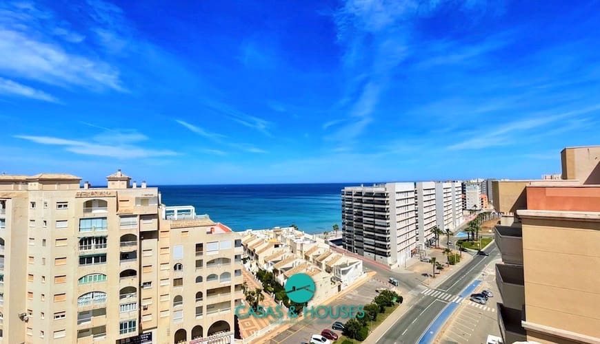 1 chambre Appartement à vendre à La Manga del Mar Menor avec piscine - 130 000 € (Ref: 9588061)