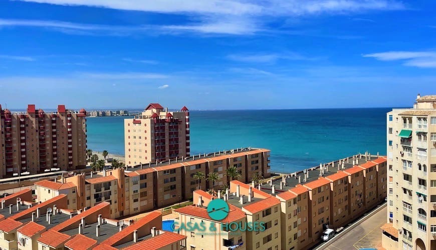 1 chambre Appartement à vendre à La Manga del Mar Menor avec piscine - 130 000 € (Ref: 9588061)