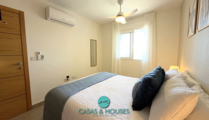 1 Zimmer Apartment zu verkaufen in La Manga del Mar Menor mit Pool Garage - 155.000 € (Ref: 9598309)