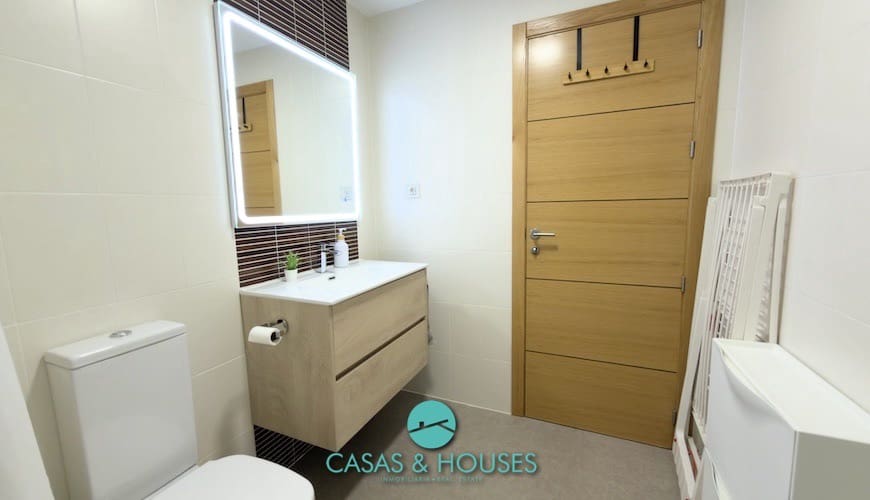 1 Zimmer Apartment zu verkaufen in La Manga del Mar Menor mit Pool Garage - 155.000 € (Ref: 9598309)