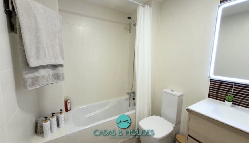 1 Zimmer Apartment zu verkaufen in La Manga del Mar Menor mit Pool Garage - 155.000 € (Ref: 9598309)