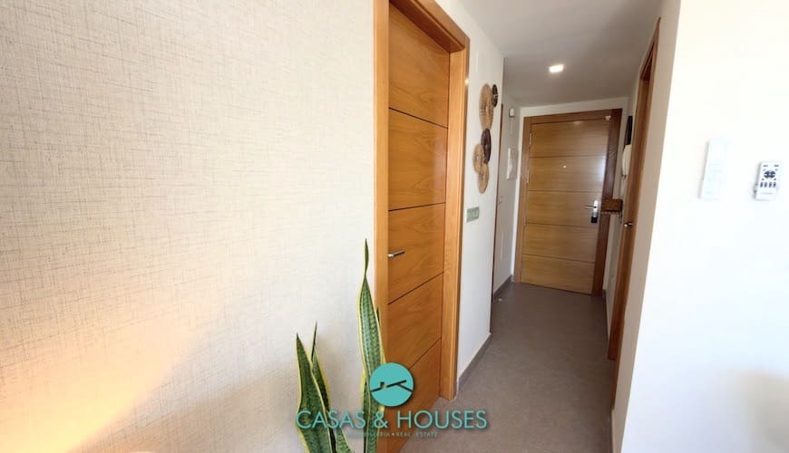 1 Zimmer Apartment zu verkaufen in La Manga del Mar Menor mit Pool Garage - 155.000 € (Ref: 9598309)