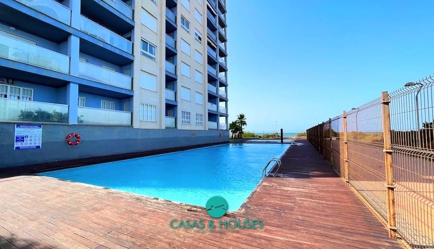 1 Zimmer Apartment zu verkaufen in La Manga del Mar Menor mit Pool Garage - 155.000 € (Ref: 9598309)
