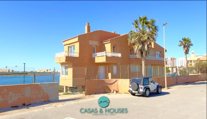 5 sovrum Hus till salu i La Manga del Mar Menor med garage - 850 000 € (Ref: 9610180)