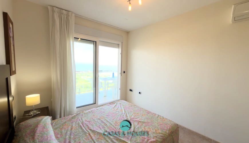 1 soveværelse Lejlighed til salg i La Manga del Mar Menor med swimmingpool garage - € 135.000 (Ref: 9623180)