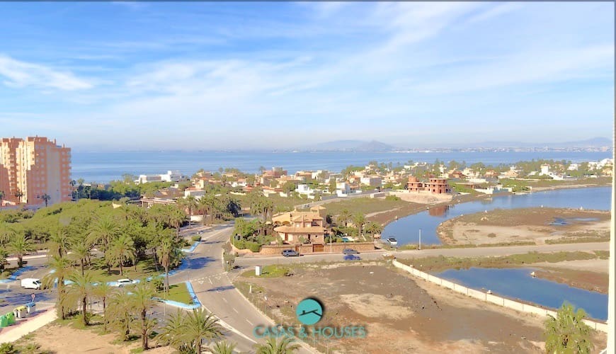1 soveværelse Lejlighed til salg i La Manga del Mar Menor med swimmingpool garage - € 135.000 (Ref: 9623180)