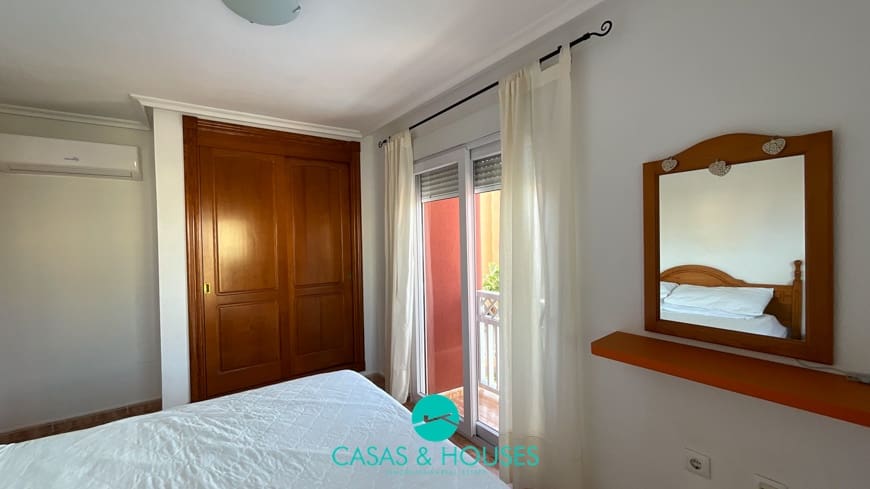 2 quarto Apartamento para venda em La Manga del Mar Menor com piscina - 160 000 € (Ref: 9626248)