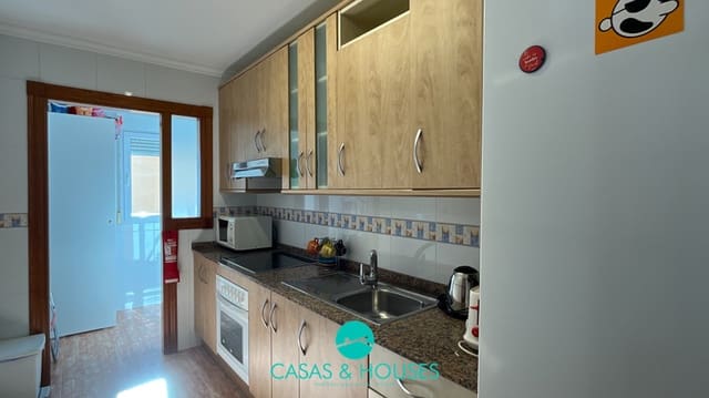 2 quarto Apartamento para venda em La Manga del Mar Menor com piscina - 160 000 € (Ref: 9626248)