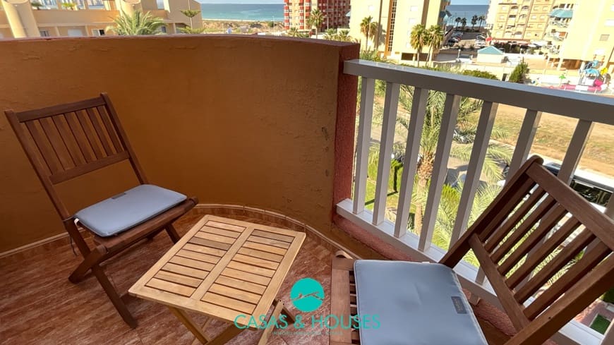 2 quarto Apartamento para venda em La Manga del Mar Menor com piscina - 160 000 € (Ref: 9626248)