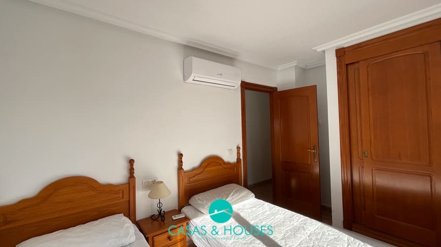 2 quarto Apartamento para venda em La Manga del Mar Menor com piscina - 160 000 € (Ref: 9626248)