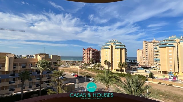 2 quarto Apartamento para venda em La Manga del Mar Menor com piscina - 160 000 € (Ref: 9626248)