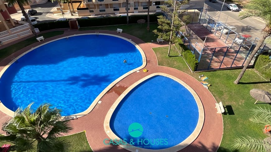 2 quarto Apartamento para venda em La Manga del Mar Menor com piscina - 160 000 € (Ref: 9626248)