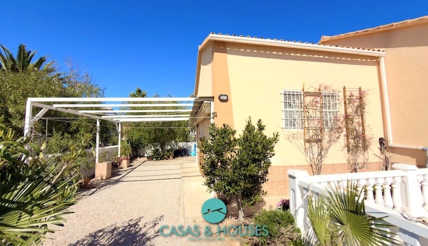 3 soveværelse Villa til salg i La Manga del Mar Menor med garage - € 365.000 (Ref: 9640676)