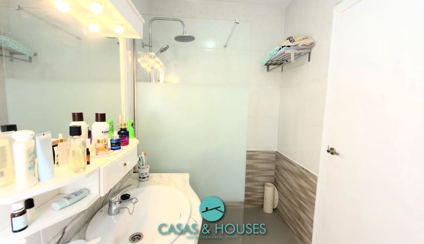 3 soveværelse Villa til salg i La Manga del Mar Menor med garage - € 365.000 (Ref: 9640676)