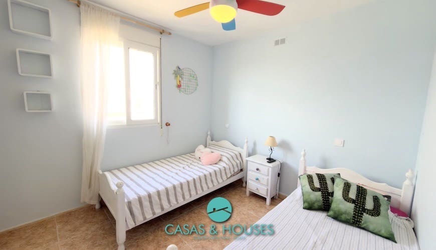 2 Zimmer Apartment zu verkaufen in La Manga del Mar Menor mit Pool Garage - 180.000 € (Ref: 9680565)