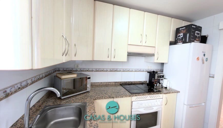 2 Zimmer Apartment zu verkaufen in La Manga del Mar Menor mit Pool Garage - 180.000 € (Ref: 9680565)