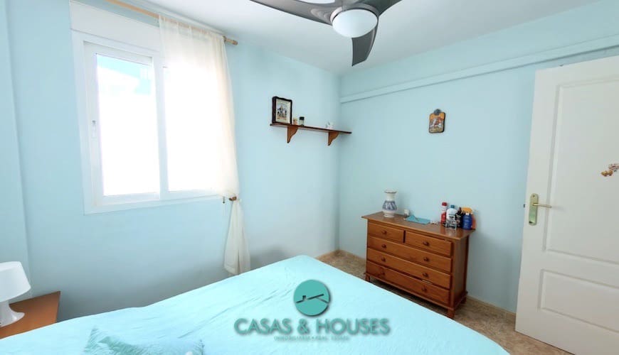 2 Zimmer Apartment zu verkaufen in La Manga del Mar Menor mit Pool Garage - 180.000 € (Ref: 9680565)