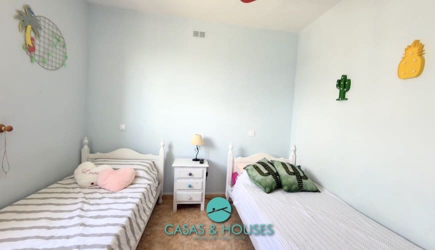 2 Zimmer Apartment zu verkaufen in La Manga del Mar Menor mit Pool Garage - 180.000 € (Ref: 9680565)