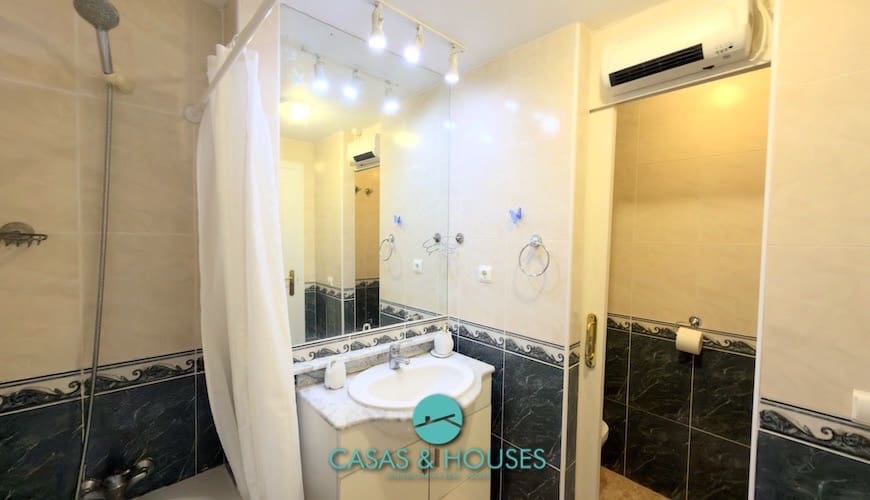 2 Zimmer Apartment zu verkaufen in La Manga del Mar Menor mit Pool Garage - 180.000 € (Ref: 9680565)