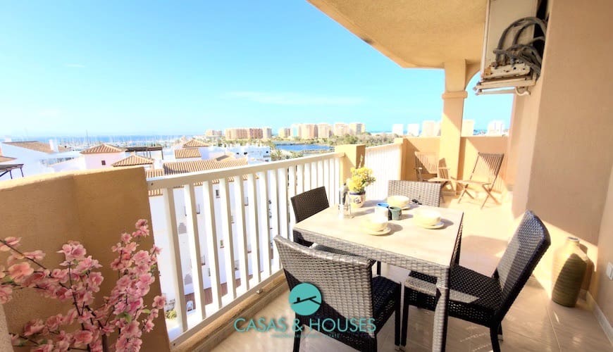3 sypialnia Apartament na sprzedaż w La Manga del Mar Menor z basenem garażem - 275 000 € (Ref: 9735929)