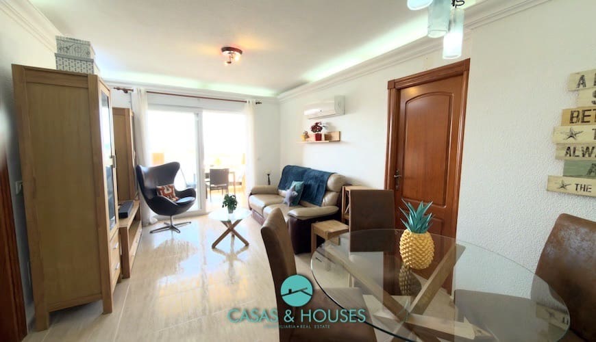 3 sypialnia Apartament na sprzedaż w La Manga del Mar Menor z basenem garażem - 275 000 € (Ref: 9735929)