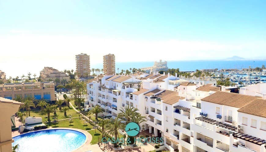3 sypialnia Apartament na sprzedaż w La Manga del Mar Menor z basenem garażem - 275 000 € (Ref: 9735929)