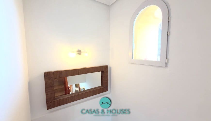 3 sypialnia Apartament na sprzedaż w La Manga del Mar Menor z basenem garażem - 275 000 € (Ref: 9735929)