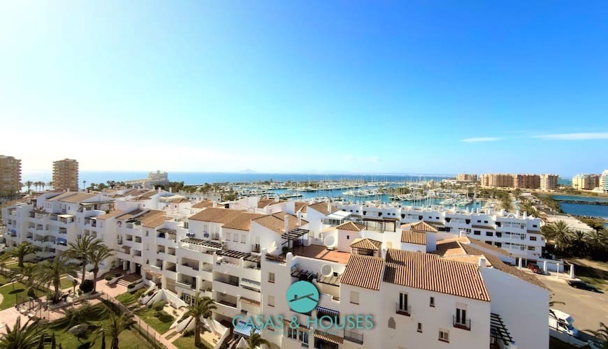 3 sypialnia Apartament na sprzedaż w La Manga del Mar Menor z basenem garażem - 275 000 € (Ref: 9735929)