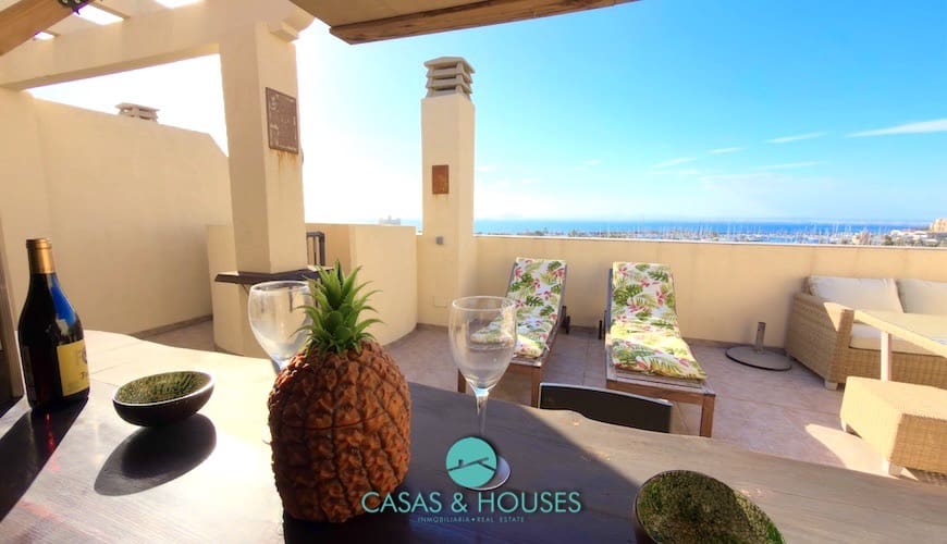 3 sypialnia Apartament na sprzedaż w La Manga del Mar Menor z basenem garażem - 275 000 € (Ref: 9735929)