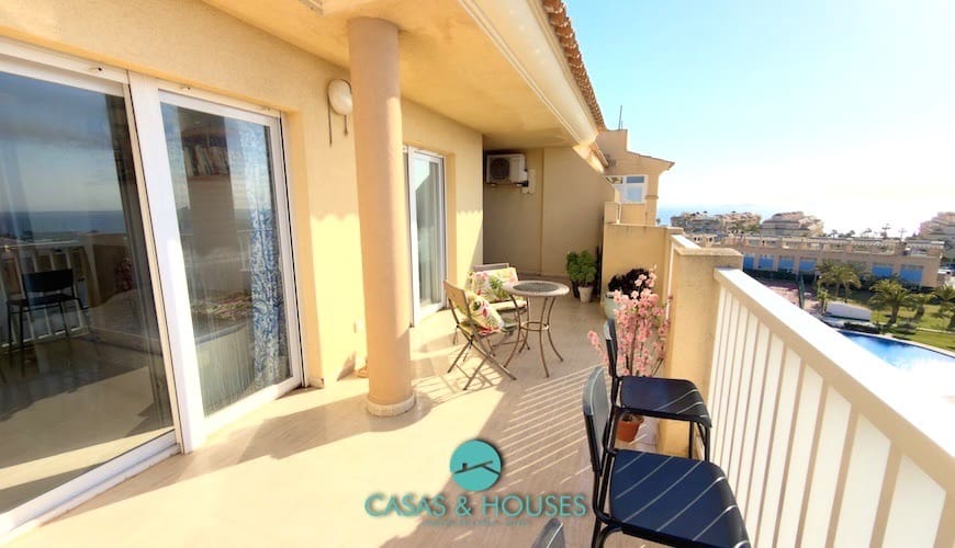 3 sypialnia Apartament na sprzedaż w La Manga del Mar Menor z basenem garażem - 275 000 € (Ref: 9735929)