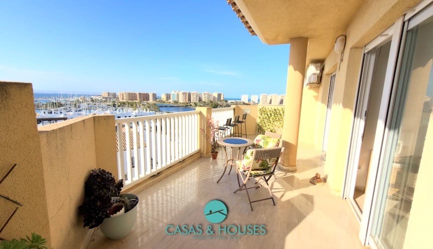 3 sypialnia Apartament na sprzedaż w La Manga del Mar Menor z basenem garażem - 275 000 € (Ref: 9735929)