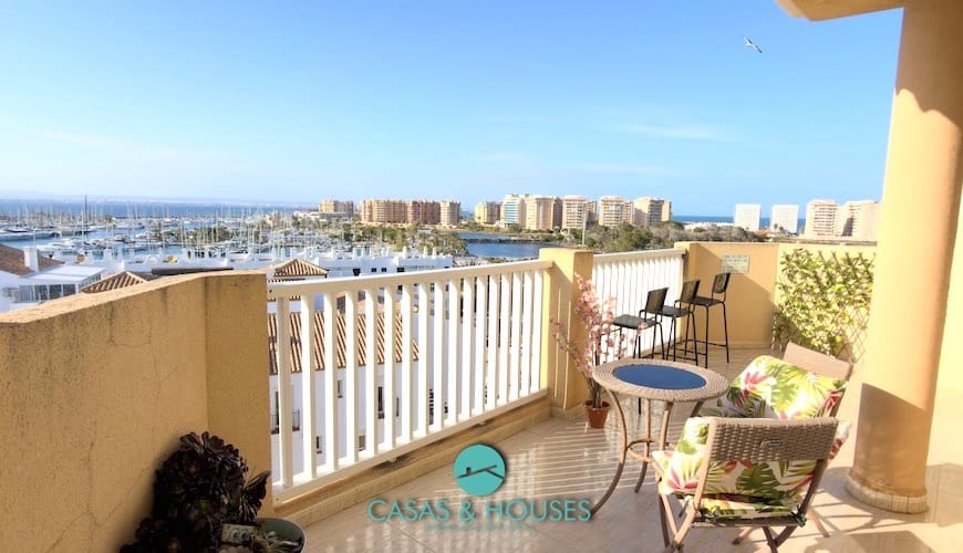 3 sypialnia Apartament na sprzedaż w La Manga del Mar Menor z basenem garażem - 275 000 € (Ref: 9735929)