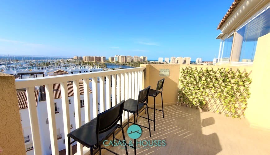 3 sypialnia Apartament na sprzedaż w La Manga del Mar Menor z basenem garażem - 275 000 € (Ref: 9735929)