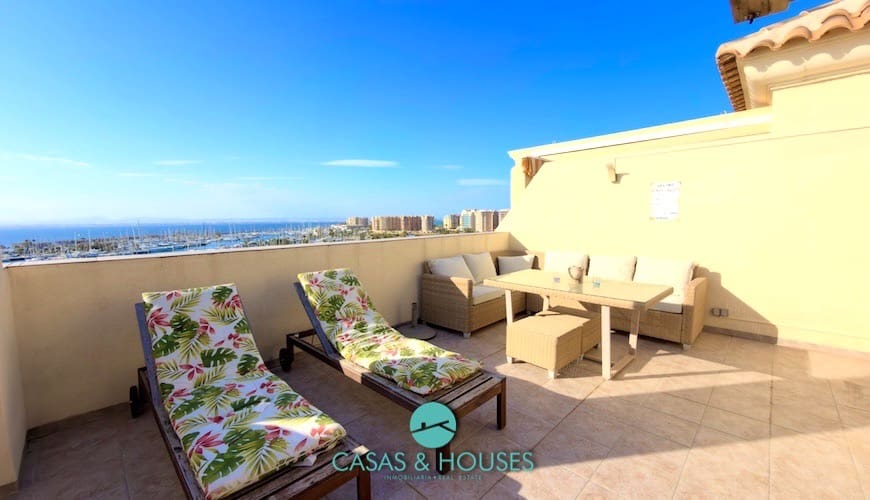 3 sypialnia Apartament na sprzedaż w La Manga del Mar Menor z basenem garażem - 275 000 € (Ref: 9735929)