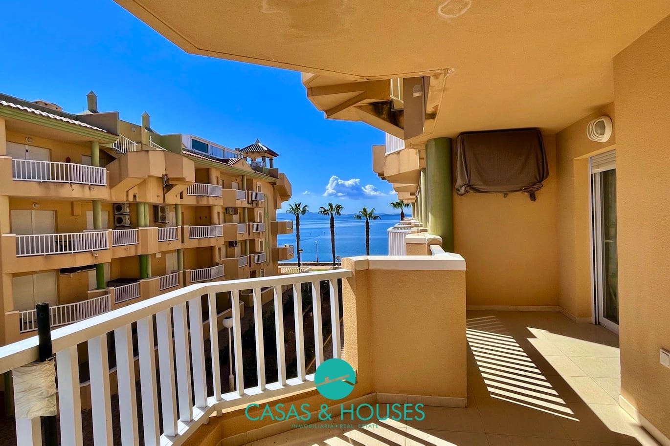 2 bedroom Apartment for sale in La Manga del Mar Menor with pool - € 189,000 (Ref: 9747265)