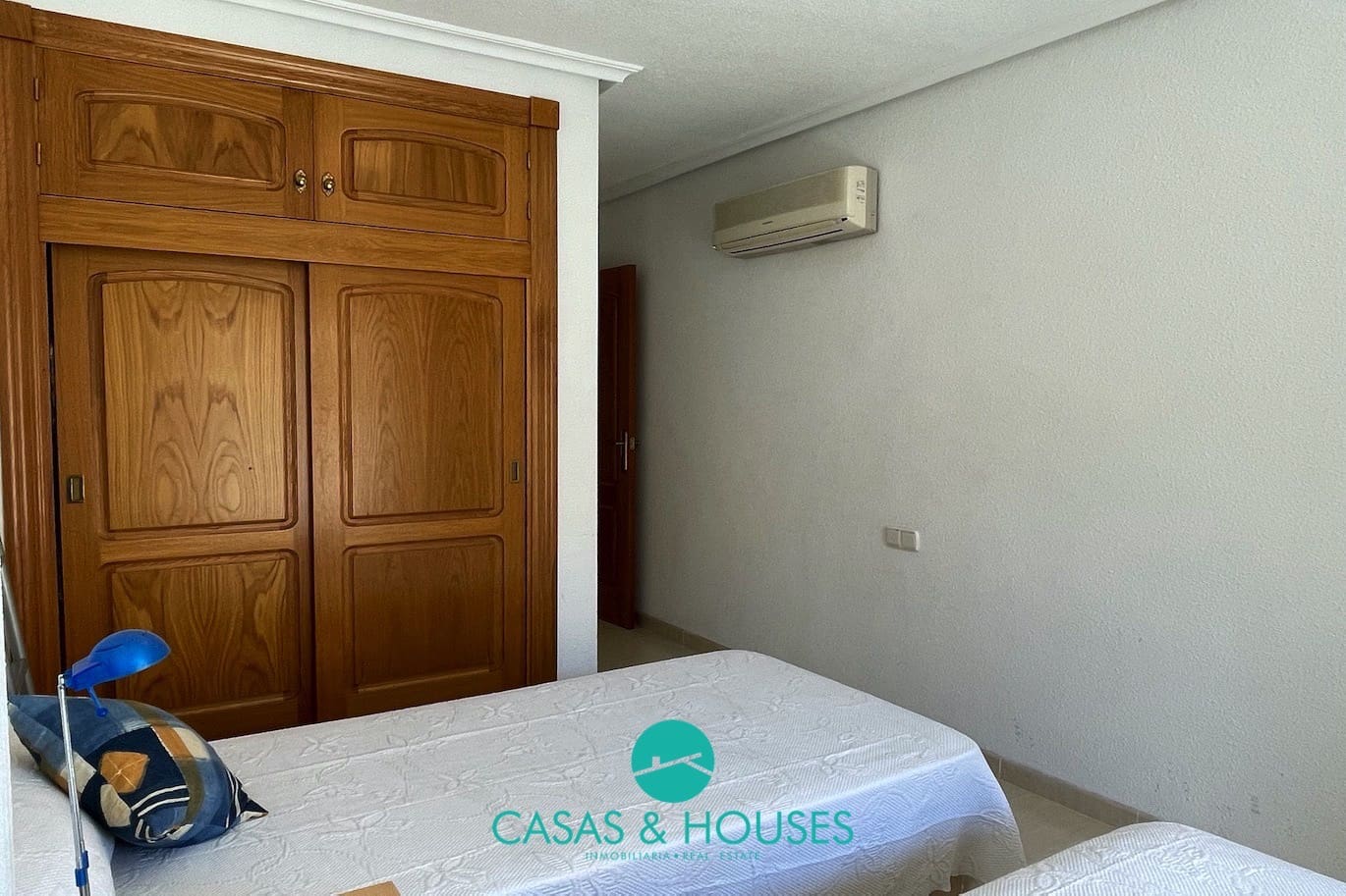 2 bedroom Apartment for sale in La Manga del Mar Menor with pool - € 189,000 (Ref: 9747265)