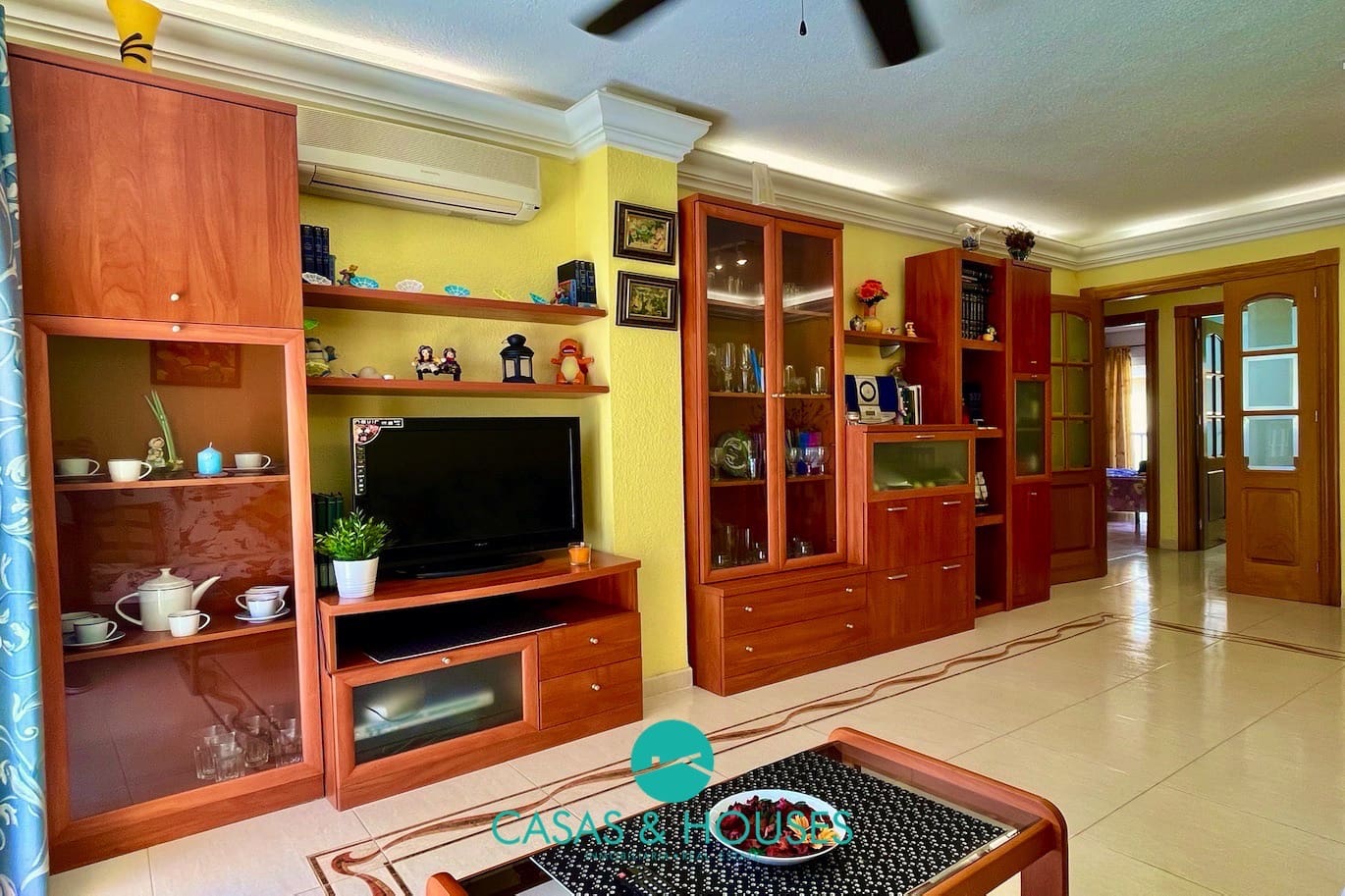 2 bedroom Apartment for sale in La Manga del Mar Menor with pool - € 189,000 (Ref: 9747265)