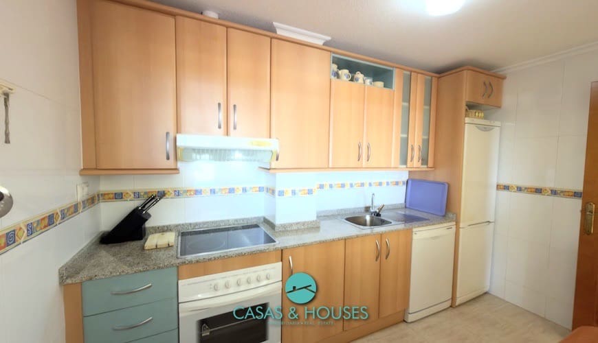 2 bedroom Apartment for sale in La Manga del Mar Menor with pool garage - € 180,000 (Ref: 9756401)