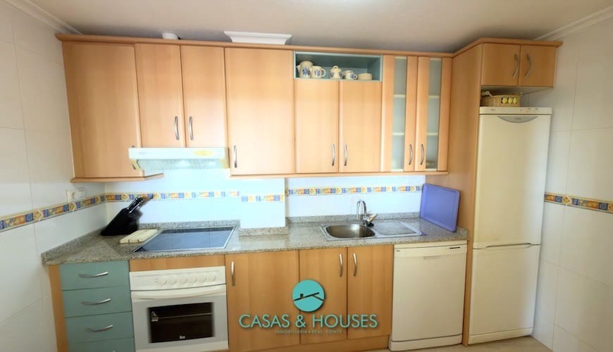 2 bedroom Apartment for sale in La Manga del Mar Menor with pool garage - € 180,000 (Ref: 9756401)