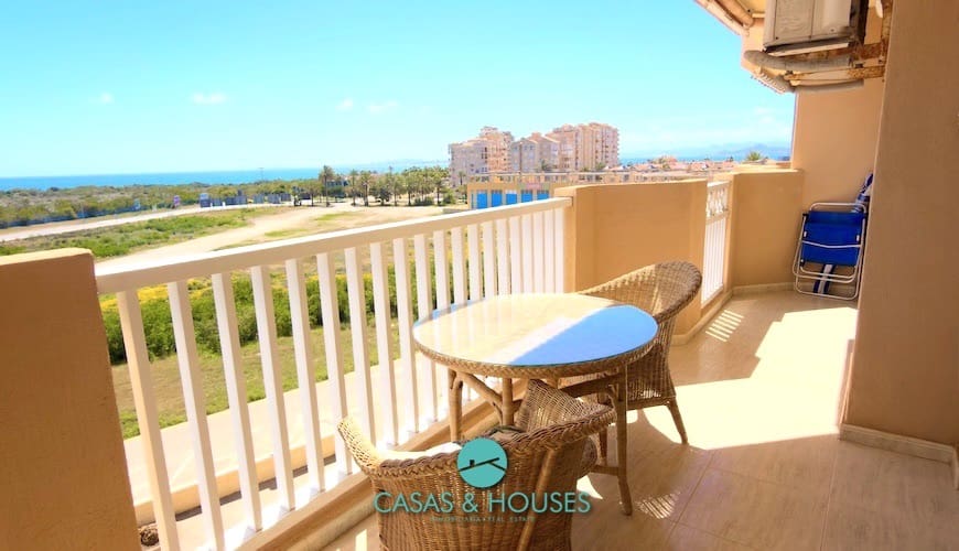 2 bedroom Apartment for sale in La Manga del Mar Menor with pool garage - € 180,000 (Ref: 9756401)