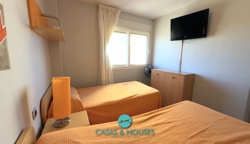 2 soverom Leilighet til salgs i La Manga del Mar Menor med svømmebasseng garasje - € 182 000 (Ref: 9756405)