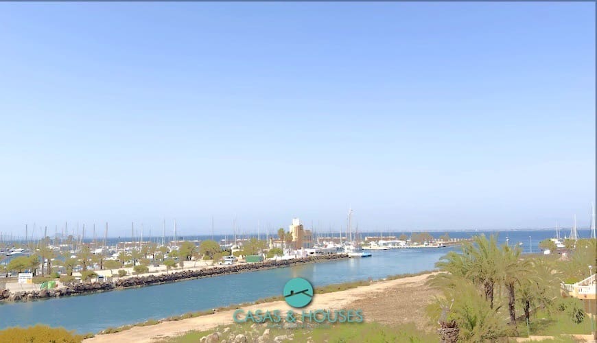 2 sovrum Lägenhet till salu i La Manga del Mar Menor med pool - 195 000 € (Ref: 9759501)