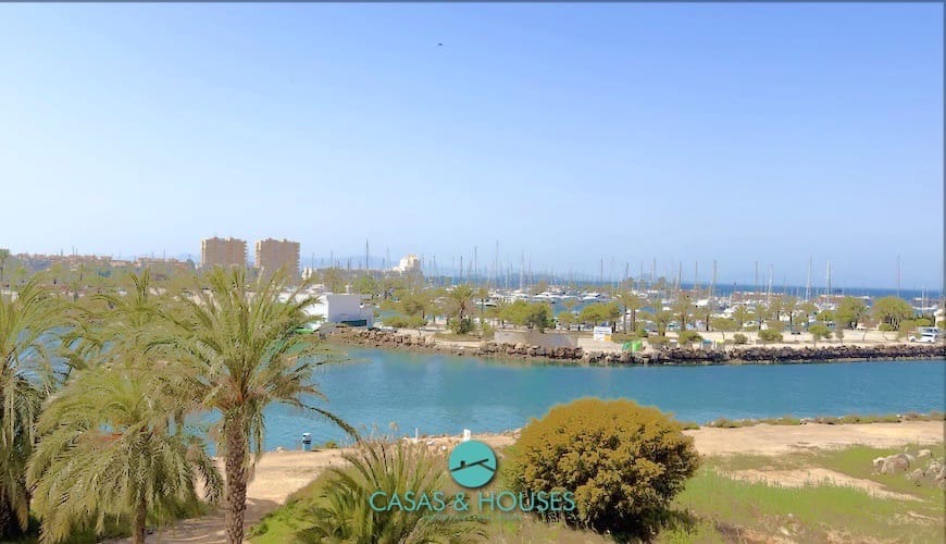 2 sovrum Lägenhet till salu i La Manga del Mar Menor med pool - 195 000 € (Ref: 9759501)