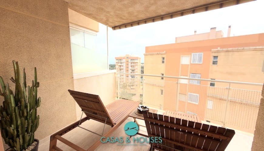 1 sypialnia Apartament na sprzedaż w La Manga del Mar Menor z basenem garażem - 140 000 € (Ref: 9808352)