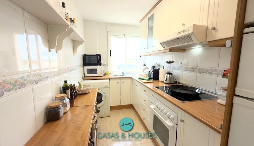 1 sypialnia Apartament na sprzedaż w La Manga del Mar Menor z basenem garażem - 140 000 € (Ref: 9808352)