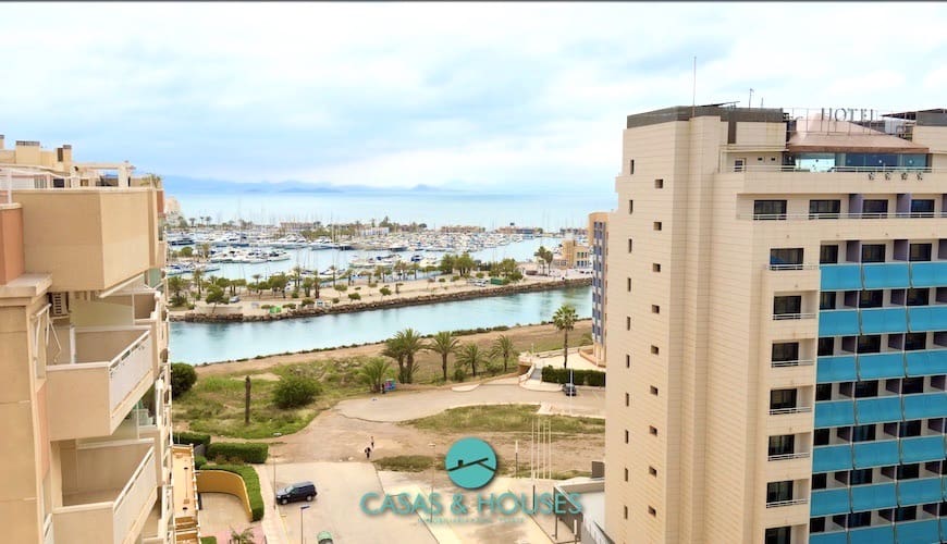 1 sypialnia Apartament na sprzedaż w La Manga del Mar Menor z basenem garażem - 140 000 € (Ref: 9808352)