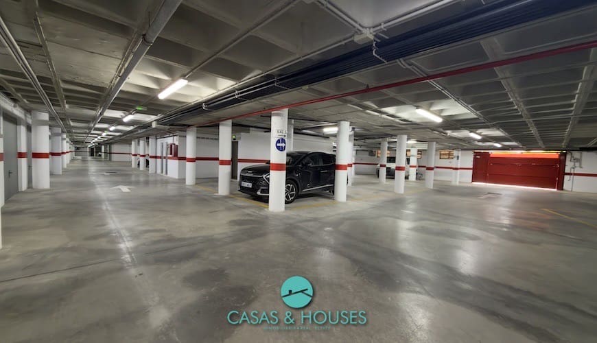 1 sypialnia Apartament na sprzedaż w La Manga del Mar Menor z basenem garażem - 140 000 € (Ref: 9808352)