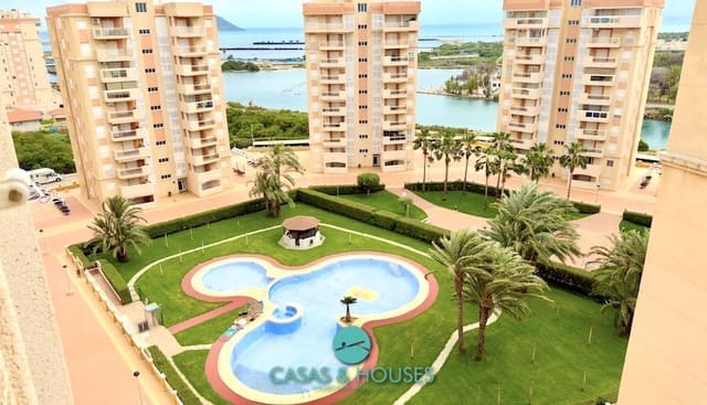 1 sypialnia Apartament na sprzedaż w La Manga del Mar Menor z basenem garażem - 140 000 € (Ref: 9808352)